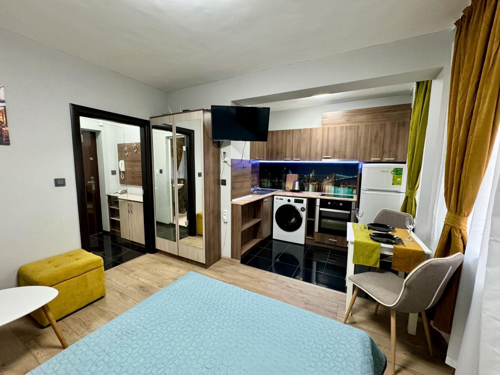 Central Studio Apartment - Varna City Zewnętrze zdjęcie
